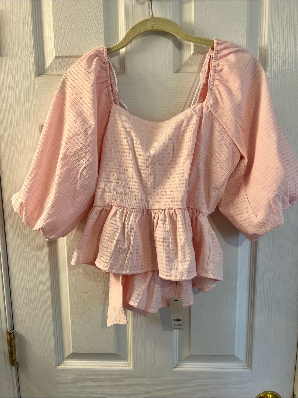 Francesca's Collections Light Pink Puff-Sleeve Peplum Blouse